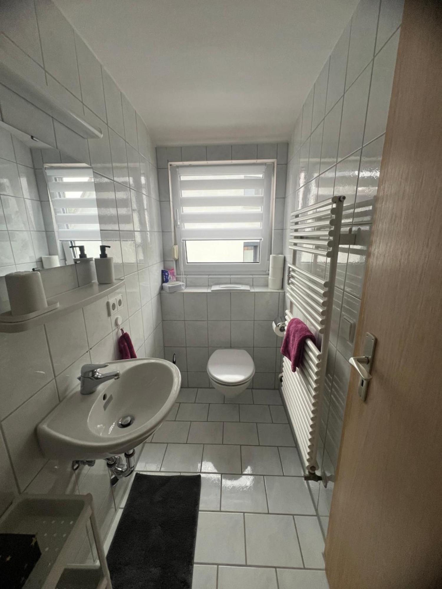 Appartement Einzelzimmer Mit Privatem Bad Naehe Ulmer Donautal - Ideal Fuer Geschaeftsreisen *